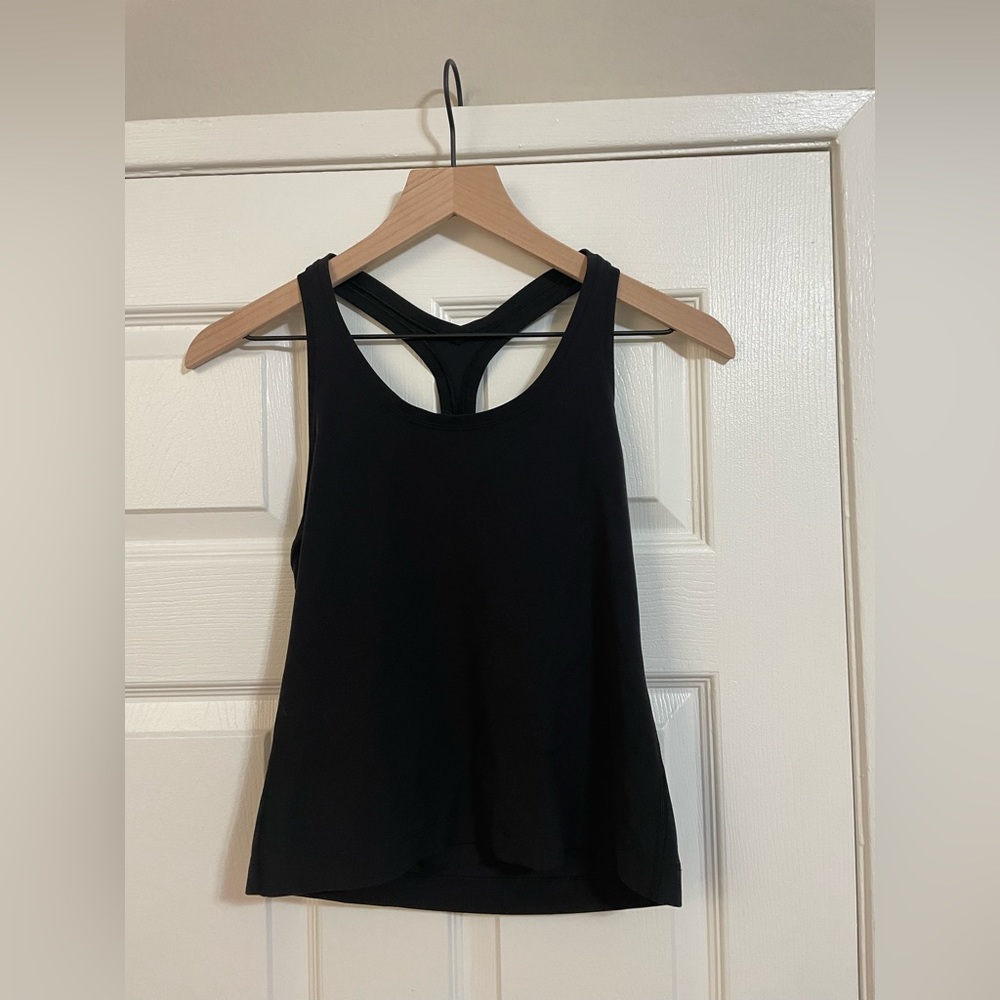 EUC Lululemon Racerback Tank Size 6